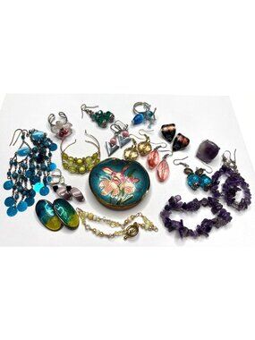 Spring Jewelry Lot: 17 Pieces, Amethyst Ring, Earrings & Bracelet | Cloisonné